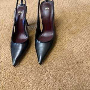Zara Black Pointed Slingback Pumps
